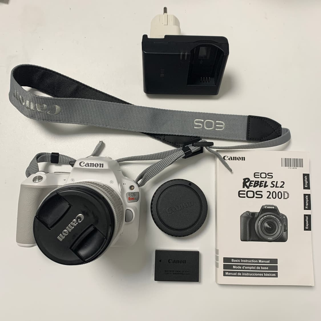 캐논 EOS 200D 18-55mm 화이트 상품이미지1