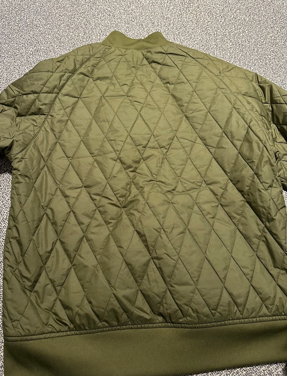 아디다스 유로파 퀄팅 카키 자켓 s 상품이미지5