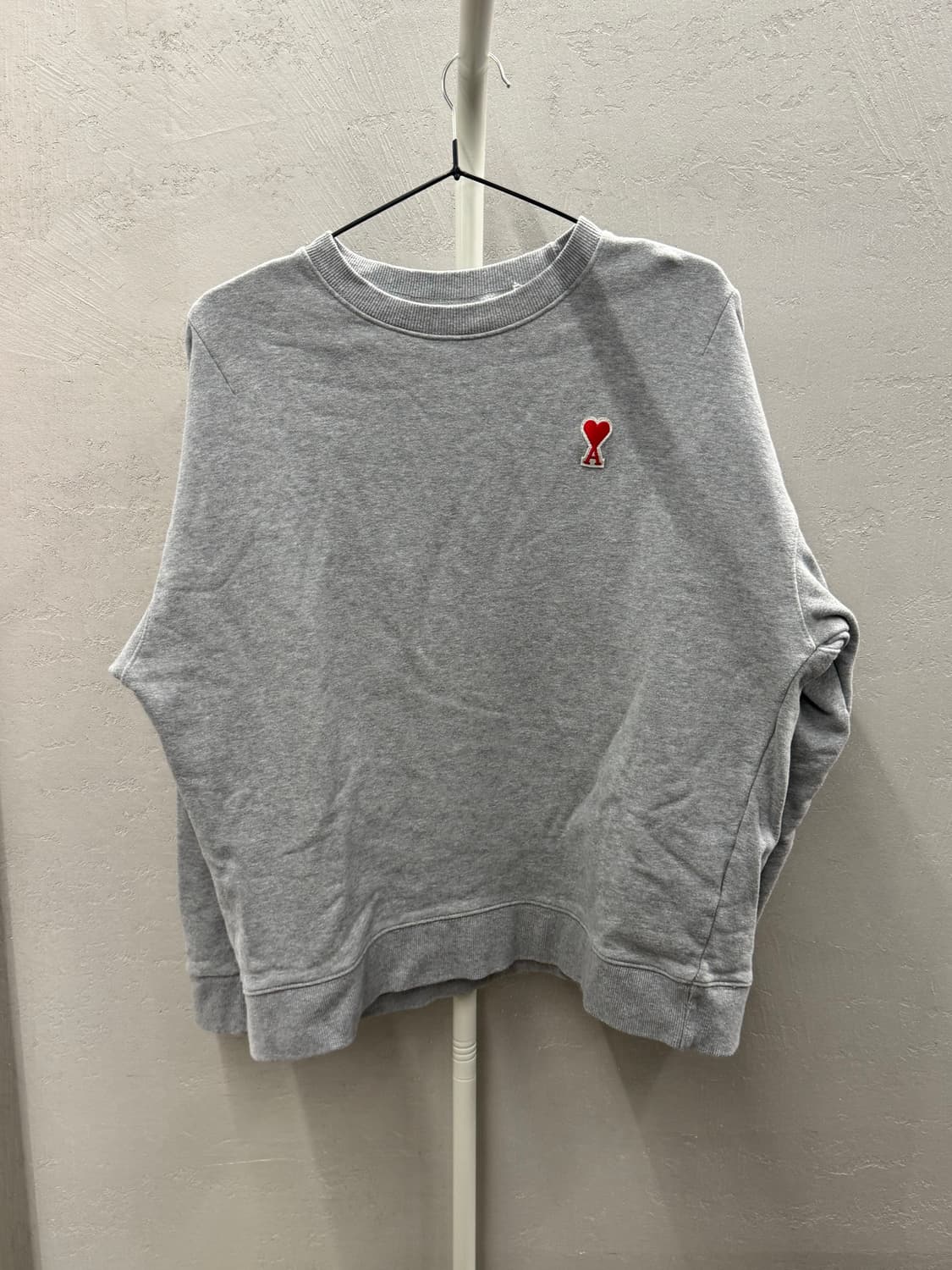 아미 스몰하트 로고 맨투맨 그레이 M 상품이미지2