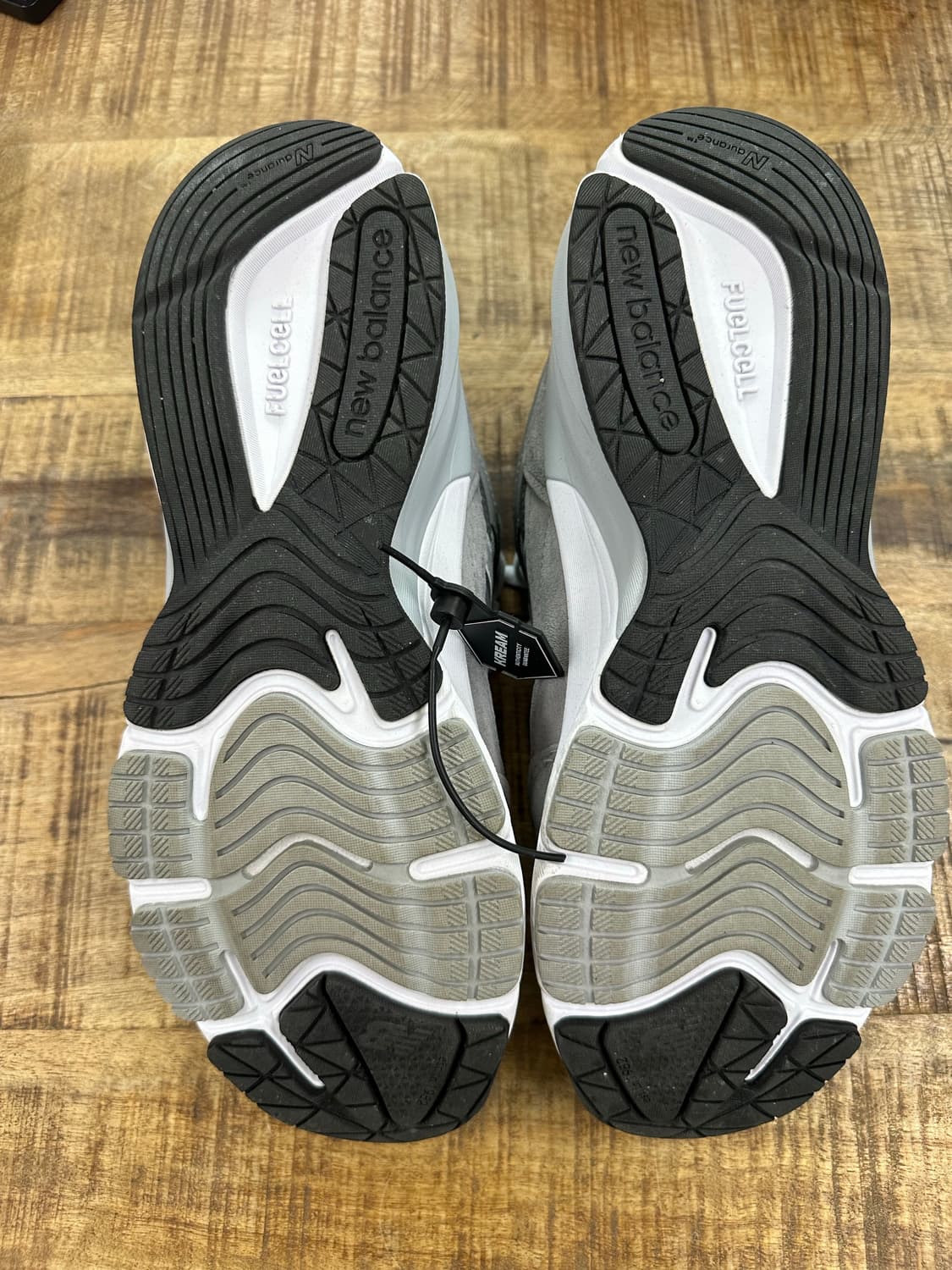 (280)뉴발란스 990v6 메이드 인 USA 그레이 - D 스탠다드 상품이미지7