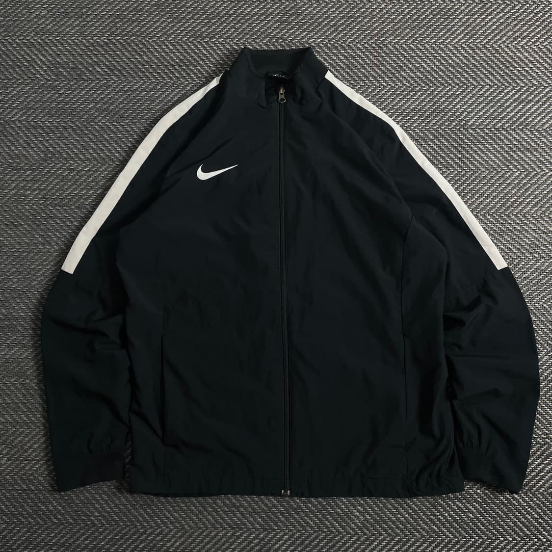 나이키 드라이핏 배색 바람막이 블랙o 3933 상품이미지1
