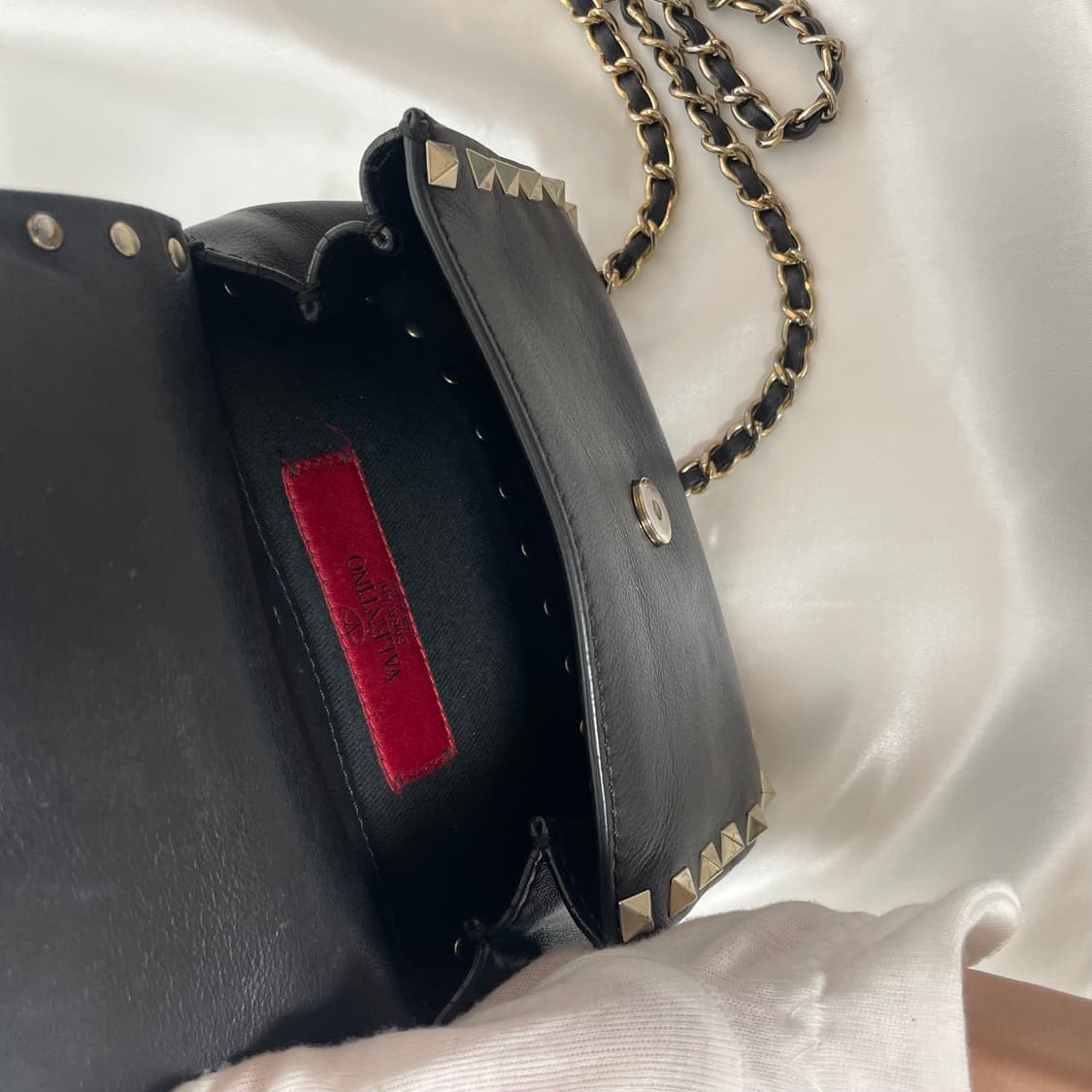 발렌티노 락스터드 클러치백 블랙 단품 상품이미지8