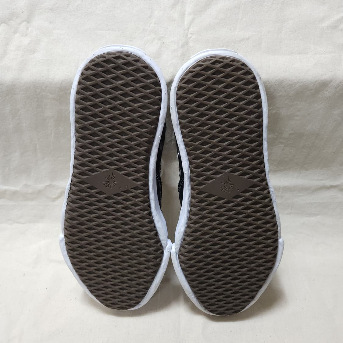 [41] 메종 미하라 야스히로 피터슨 OG 솔 캔버스 로우 스니커즈 블랙 상품이미지6