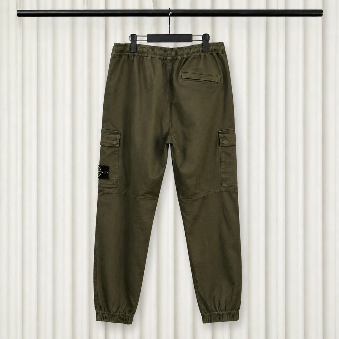 (38) 스톤아일랜드 레귤러 테이퍼드 가먼트다이 카고팬츠 상품이미지2
