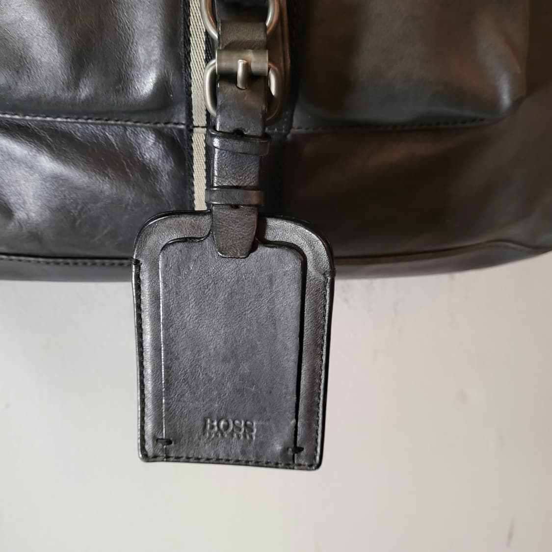 휴고 보스 레더 크로스백 상품이미지4