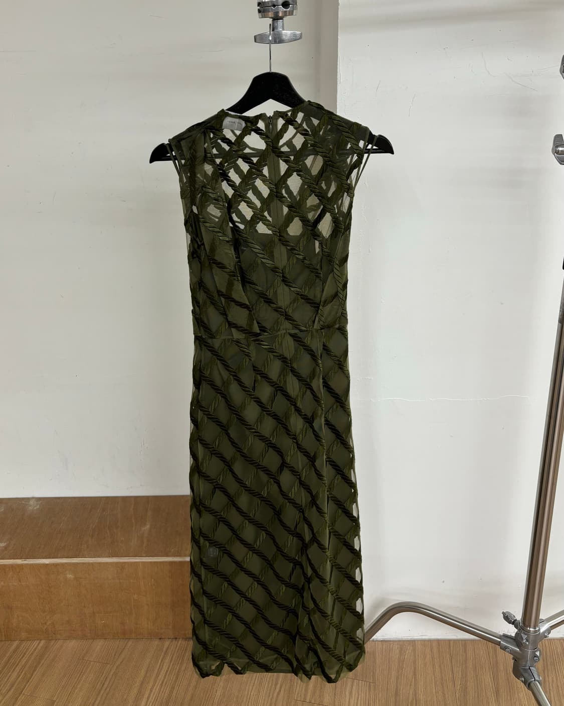 시몬 로샤 카키 슬리브리스 원피스 상품이미지6