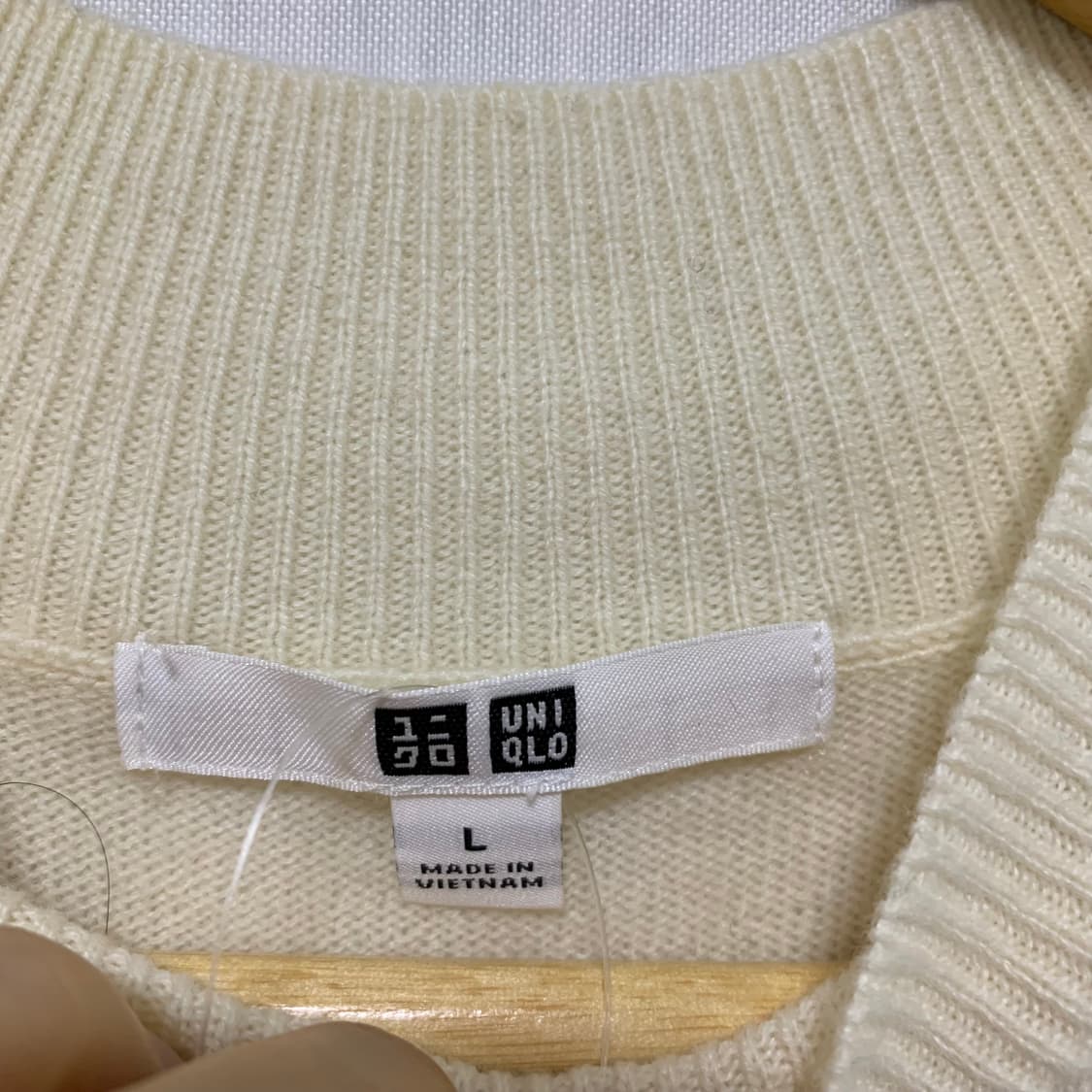 유니클로 캐시미어 100% 빈티지 아이보리 반팔 니트 여성 L 상품이미지4