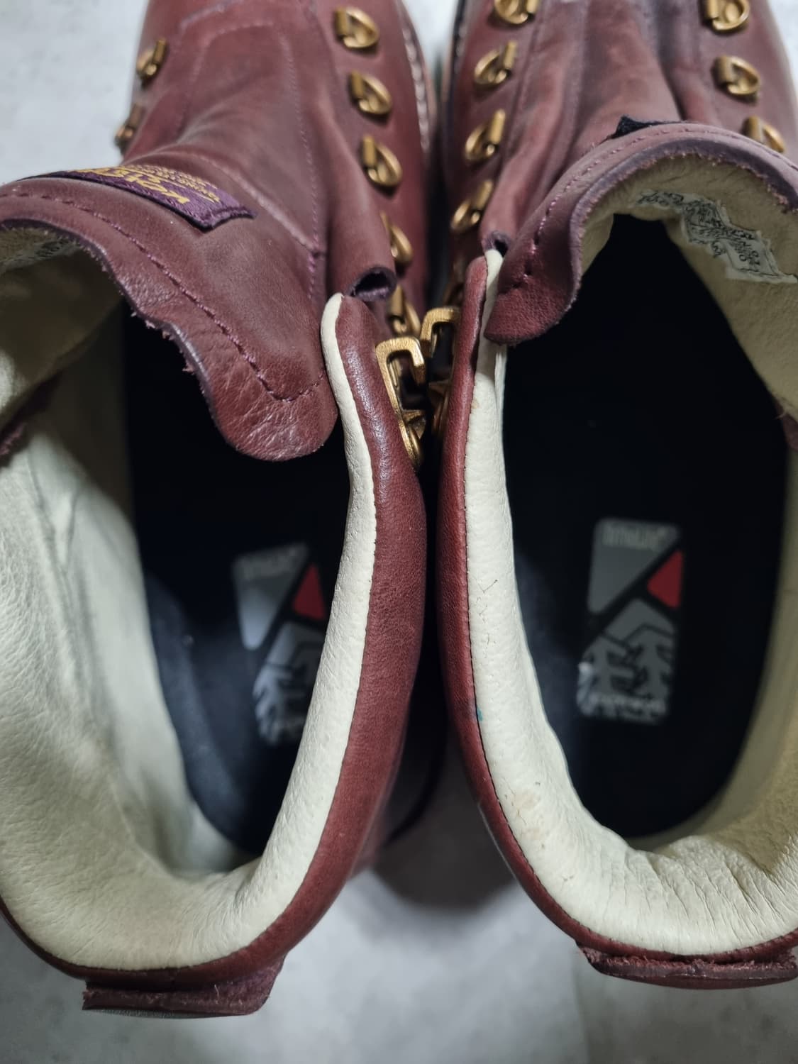 코오롱 스포츠 남성 통가죽 등산화  상품이미지5