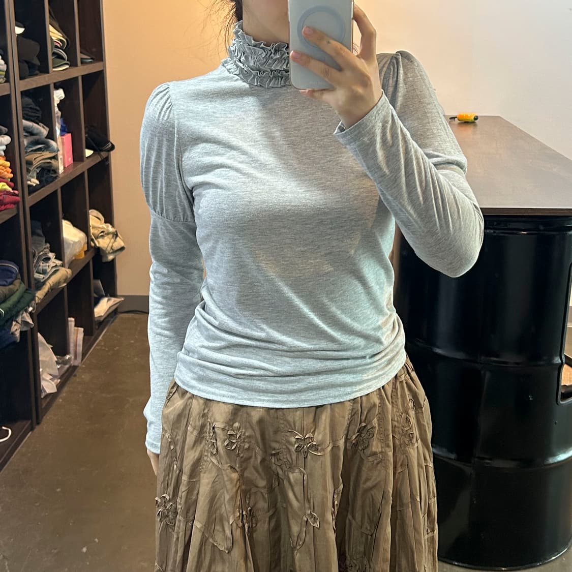 그레이 퍼프디테일 top 상품이미지7