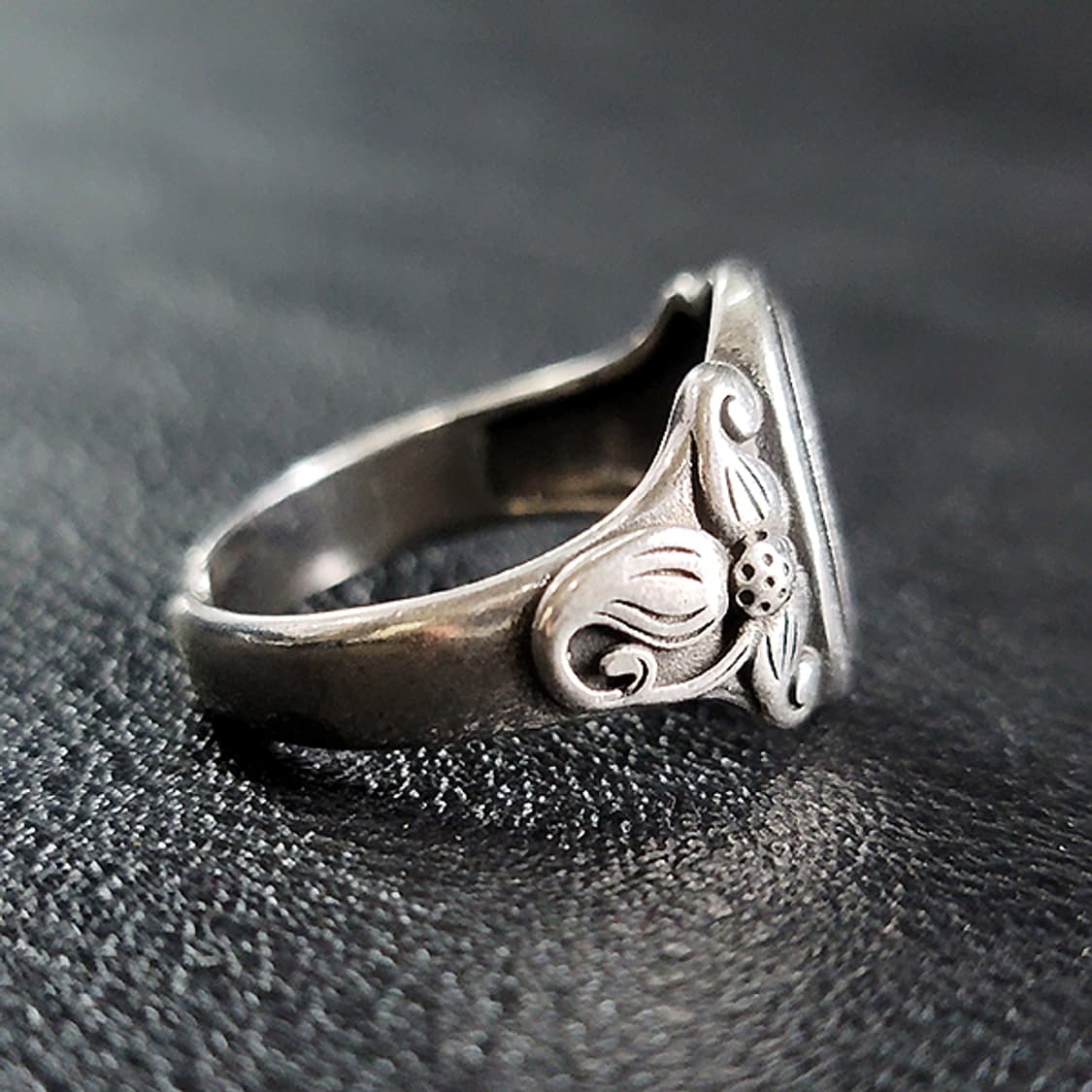 Sylfara 백동 남자 엔틱 빈티지 명품 꽃 제비 새 반지 상품이미지2