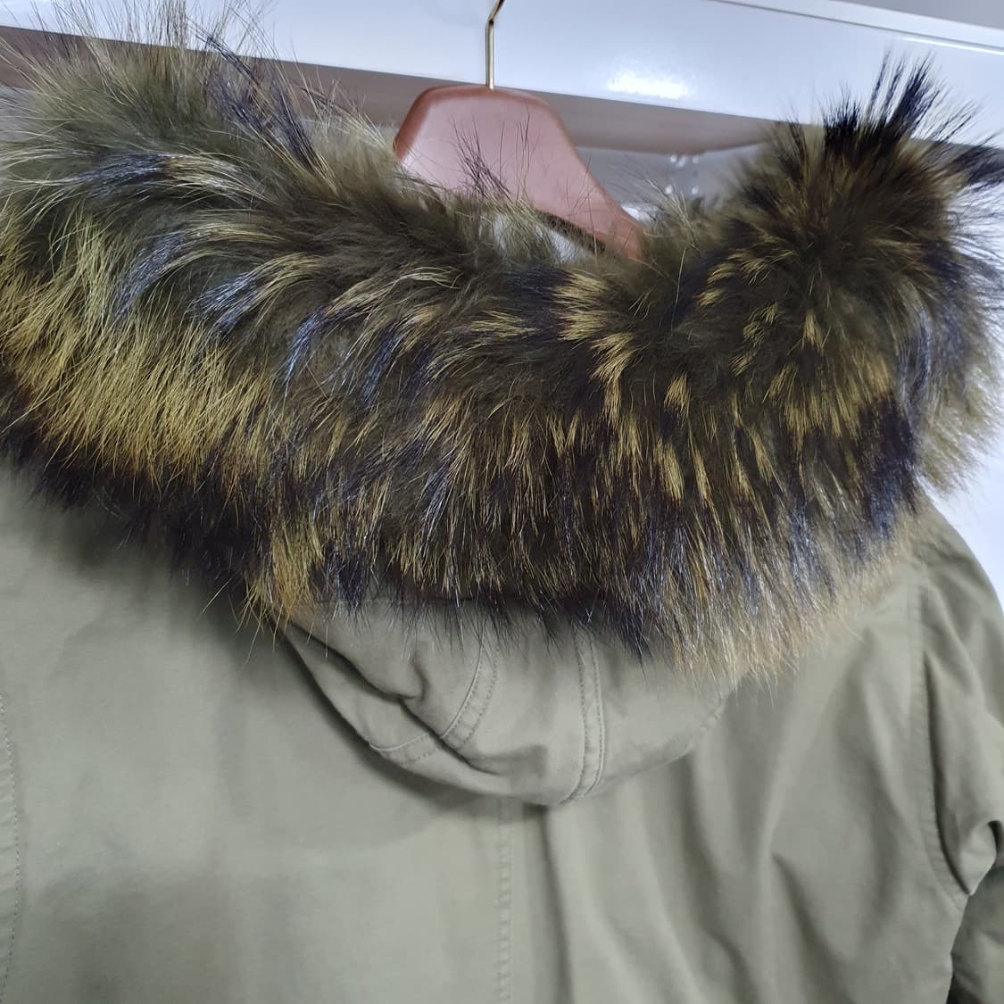 Avenue seoul 라쿤 퍼 카키 구스다운 패딩 야상 상품이미지6