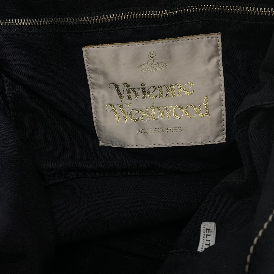 비비안웨스트우드 스티치 가죽 가방 상품이미지7