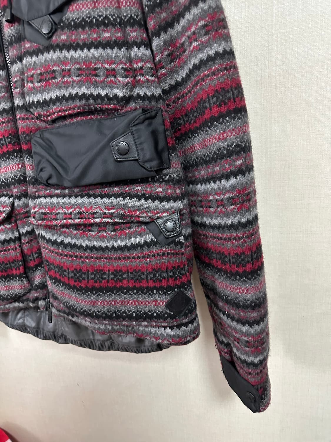 몽클레어 텐잠  패딩 1사이즈 (90-95 추천) 정품 상품이미지3