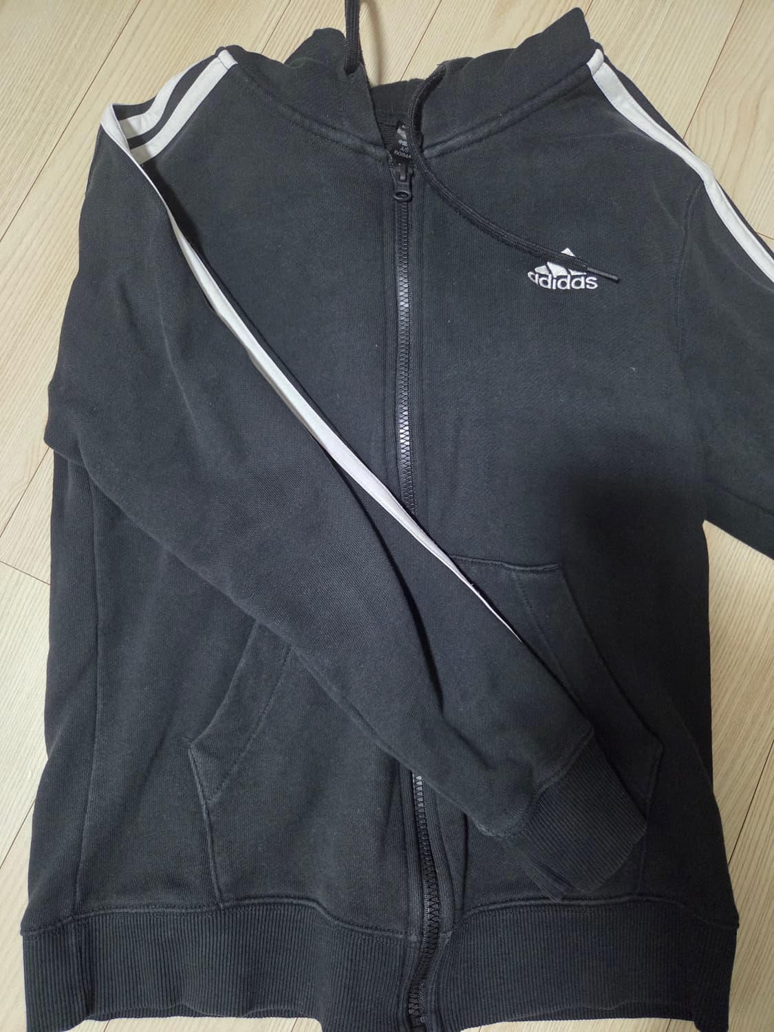 아디다스 후드집업 팔아요 상품이미지1