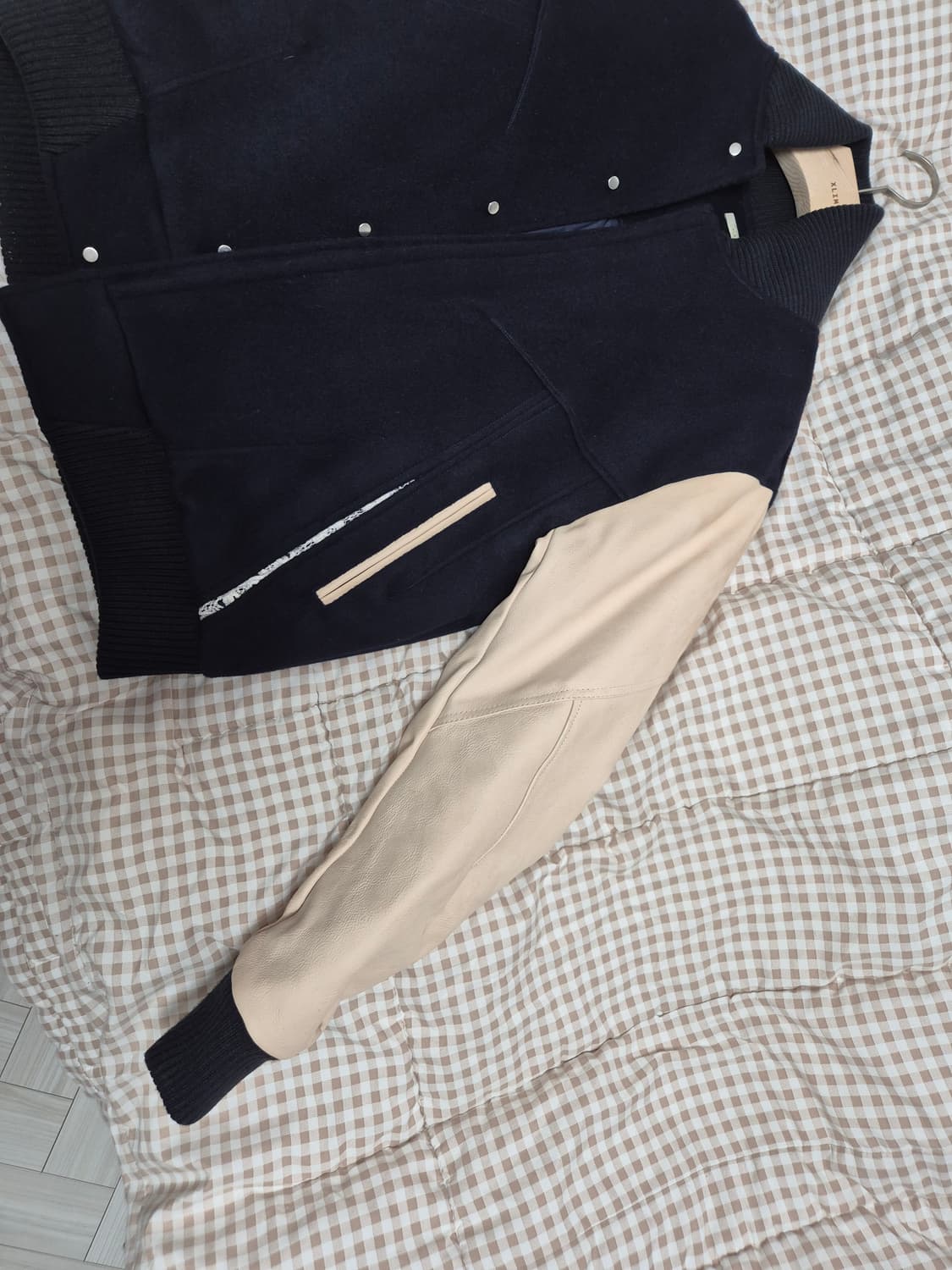 엑슬림 ep6 바시티 자켓 S (변우석착용) 상품이미지4