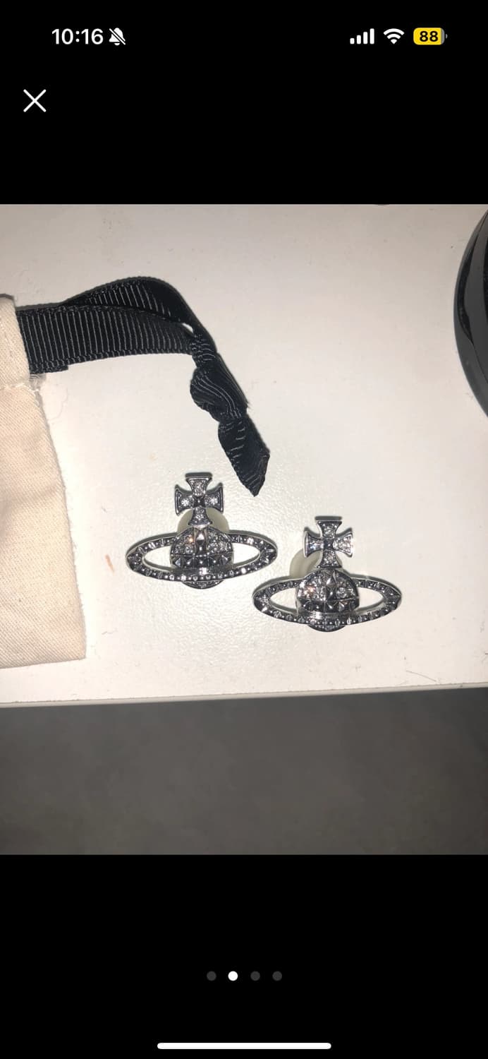 비비안웨스트우드 미니바스 귀걸이 상품이미지2