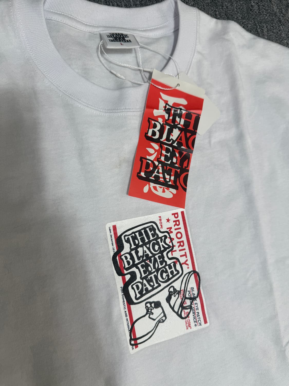 블랙아이패치 반팔 티셔츠 L(미시착 새상품) 상품이미지2