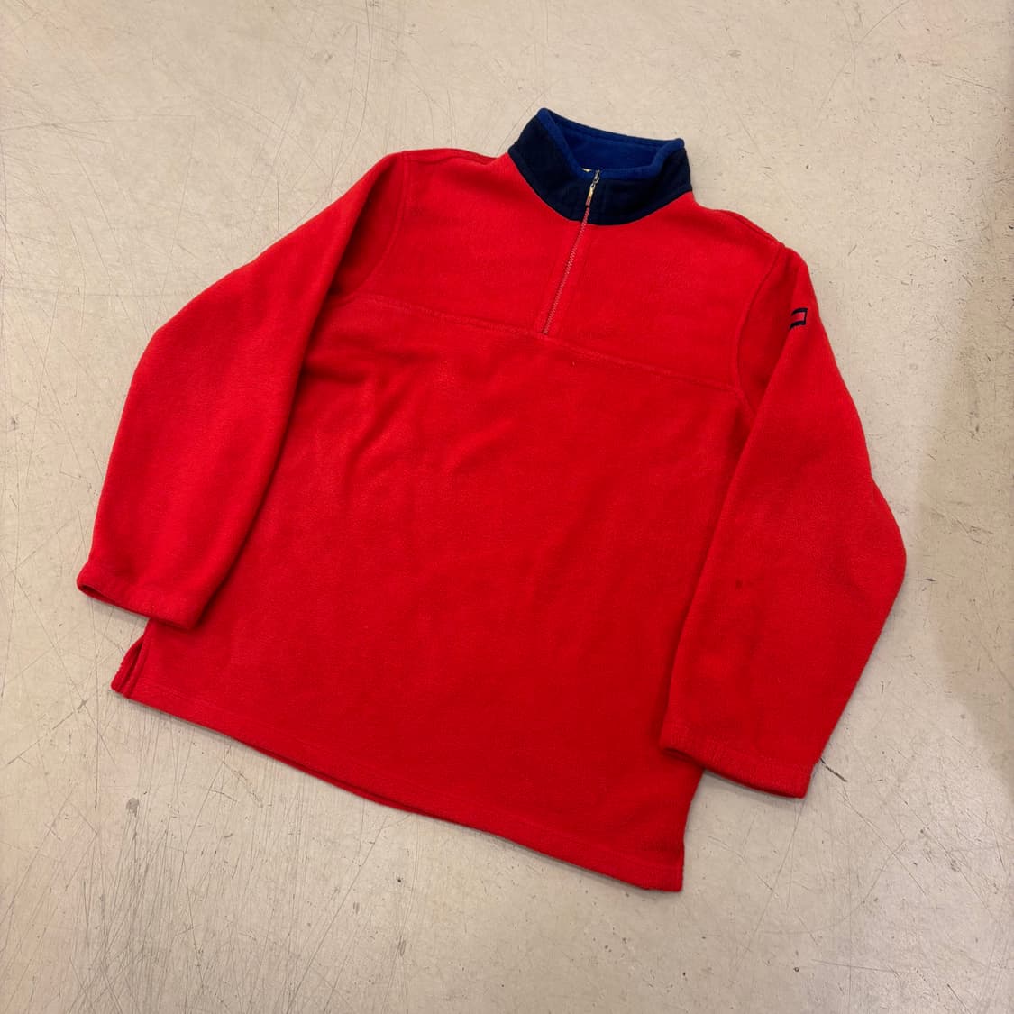 타미힐피거 레드 플리스 하프집업 상품이미지1