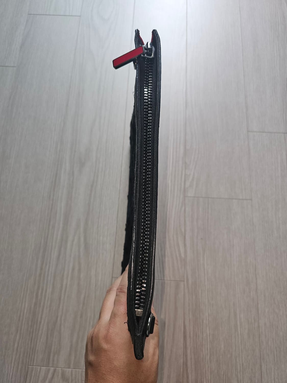 크리스찬 루브탱 클러치백 상품이미지6