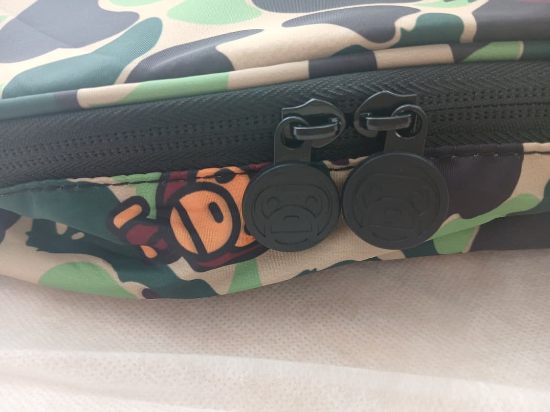 새제품 BAPE 베이프 ABC 마일로 올 프렌즈 카모 어쏠드먼트 케이스  상품이미지4
