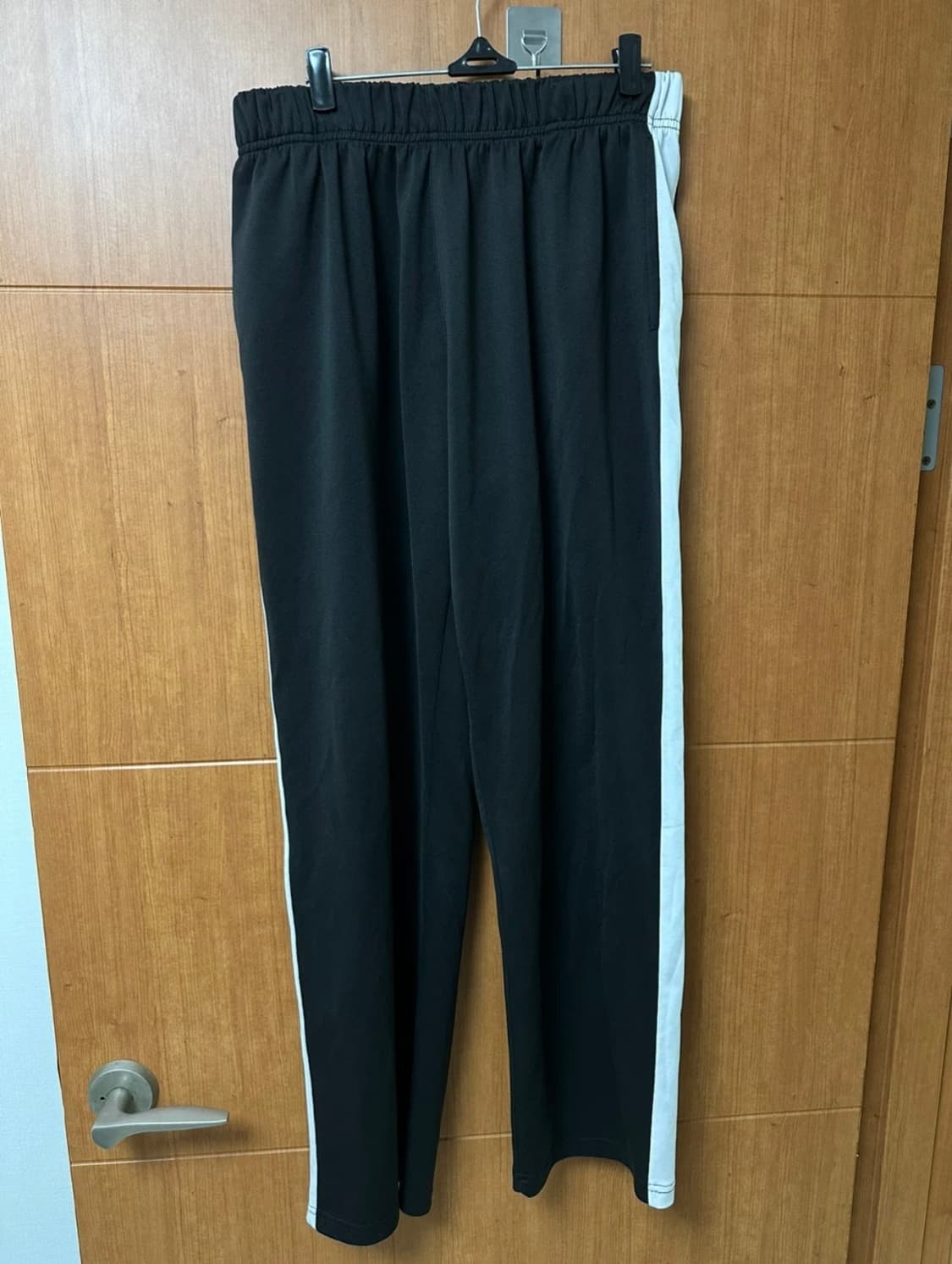 [XL/33] Crump 스웨트팬츠 블랙 스트라이프 상품이미지1