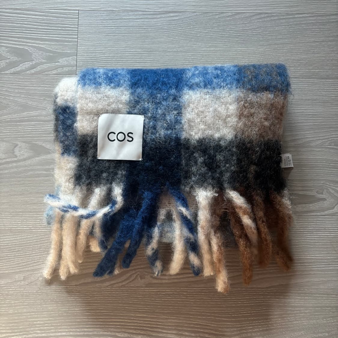 코스 오버사이즈 모헤어 머플러 상품이미지2