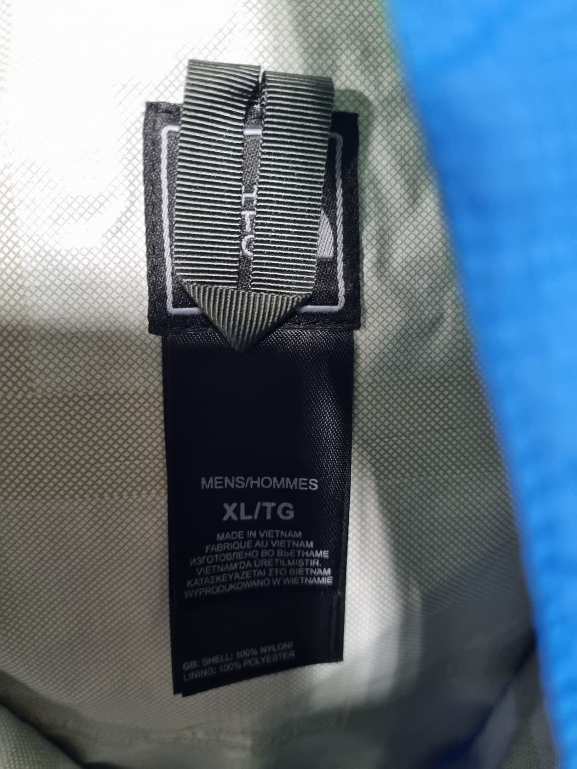 노스페이스 해외판 하이밴트 2,5L 방수자켓  상품이미지3