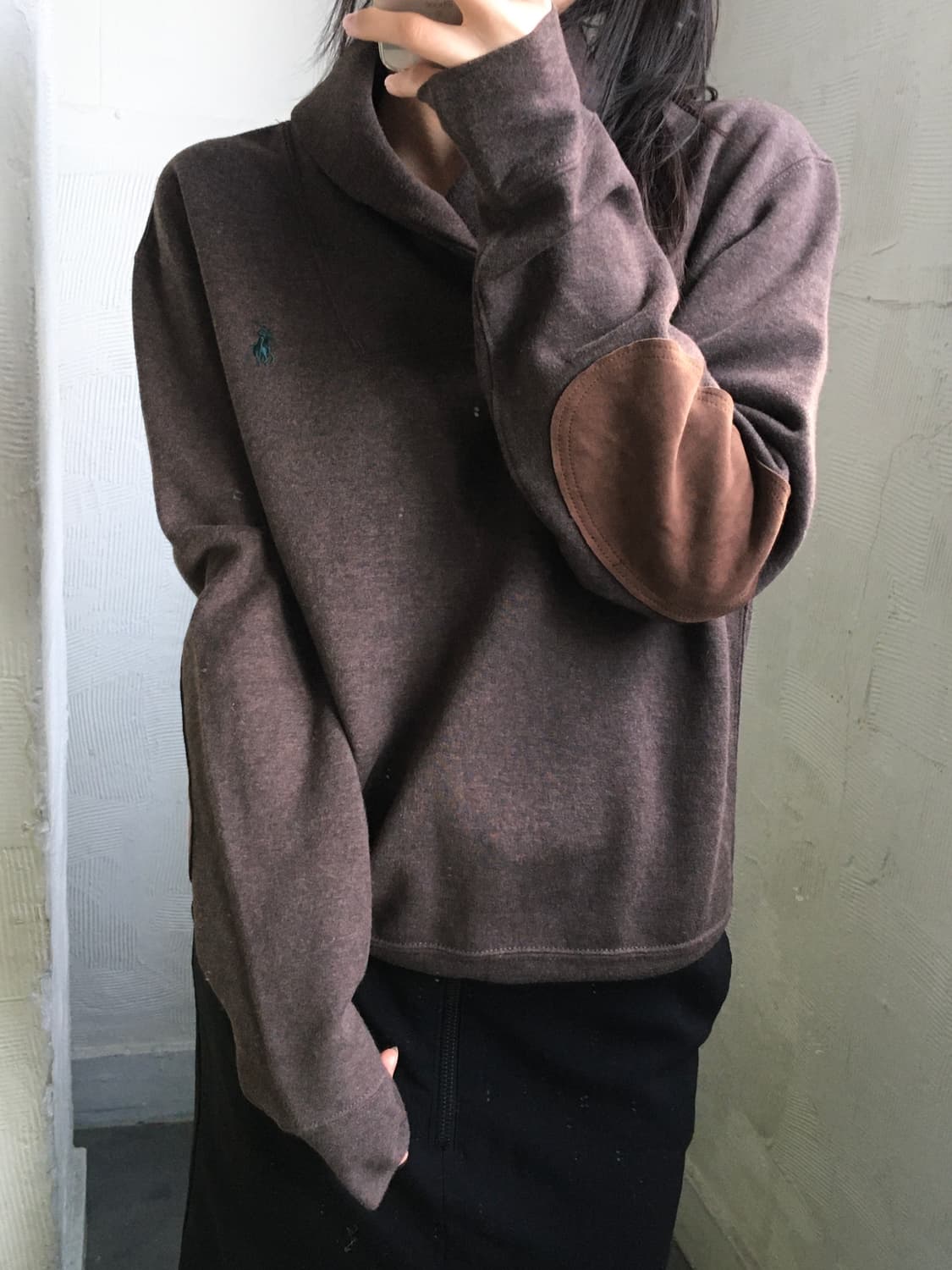 Polo 폴로 랄프로렌 브라운 컬러 엘보우 패치 숄카라 스웻  상품이미지1
