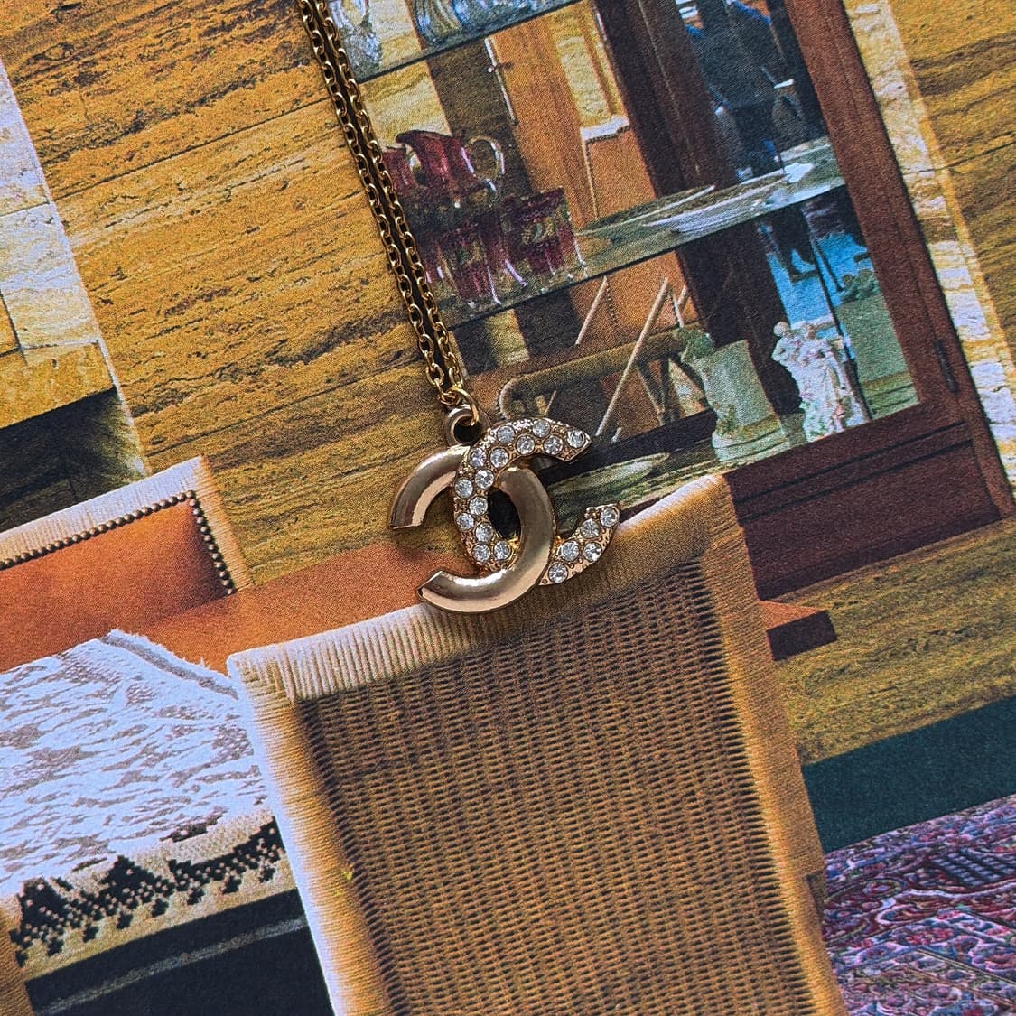 샤넬 CC로고 디바이드 라인스톤 목걸이 상품이미지2