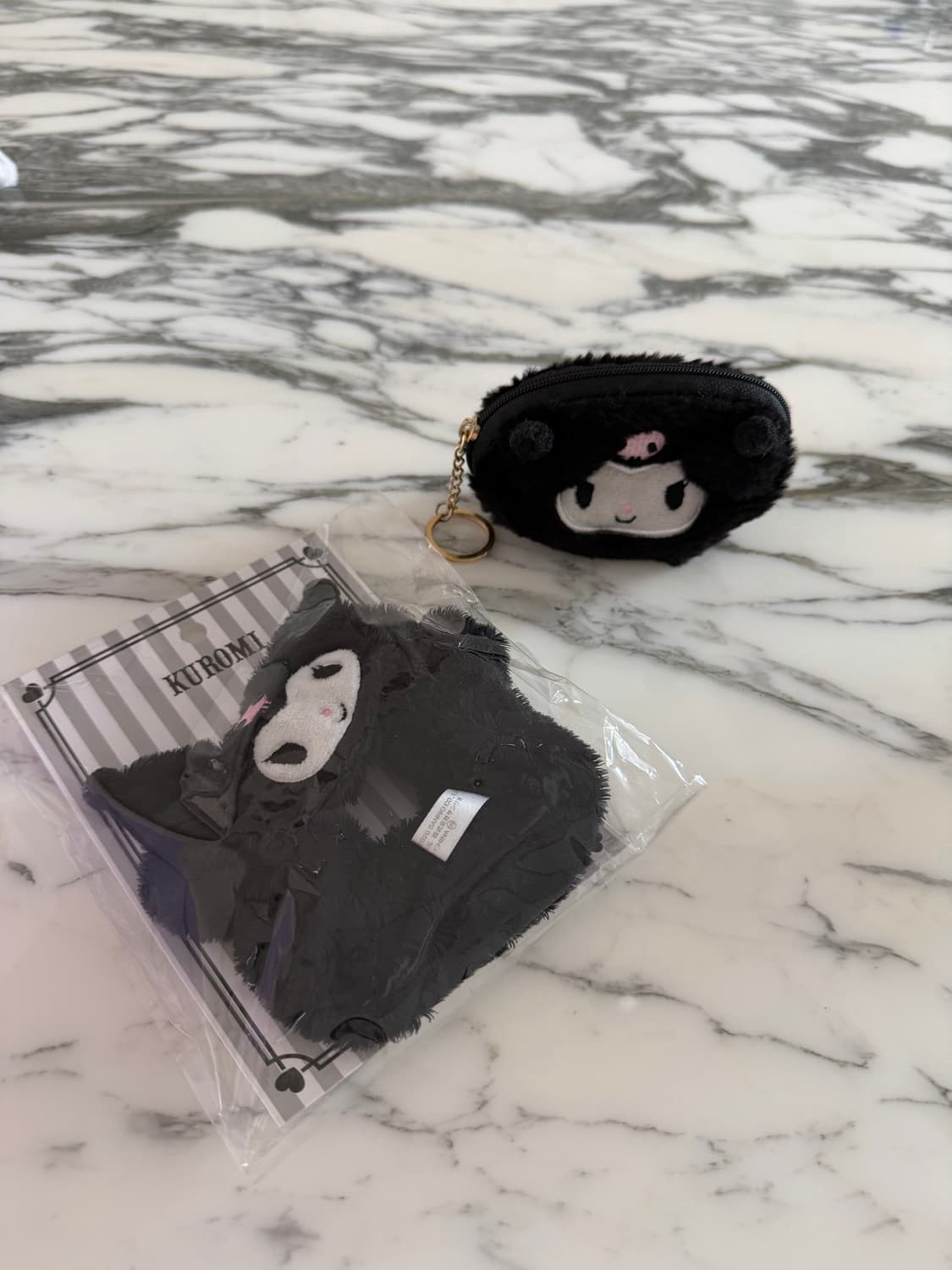 쿠로미 헤어슈슈 스크런치 & 에어팟 파우치 세트 상품이미지1