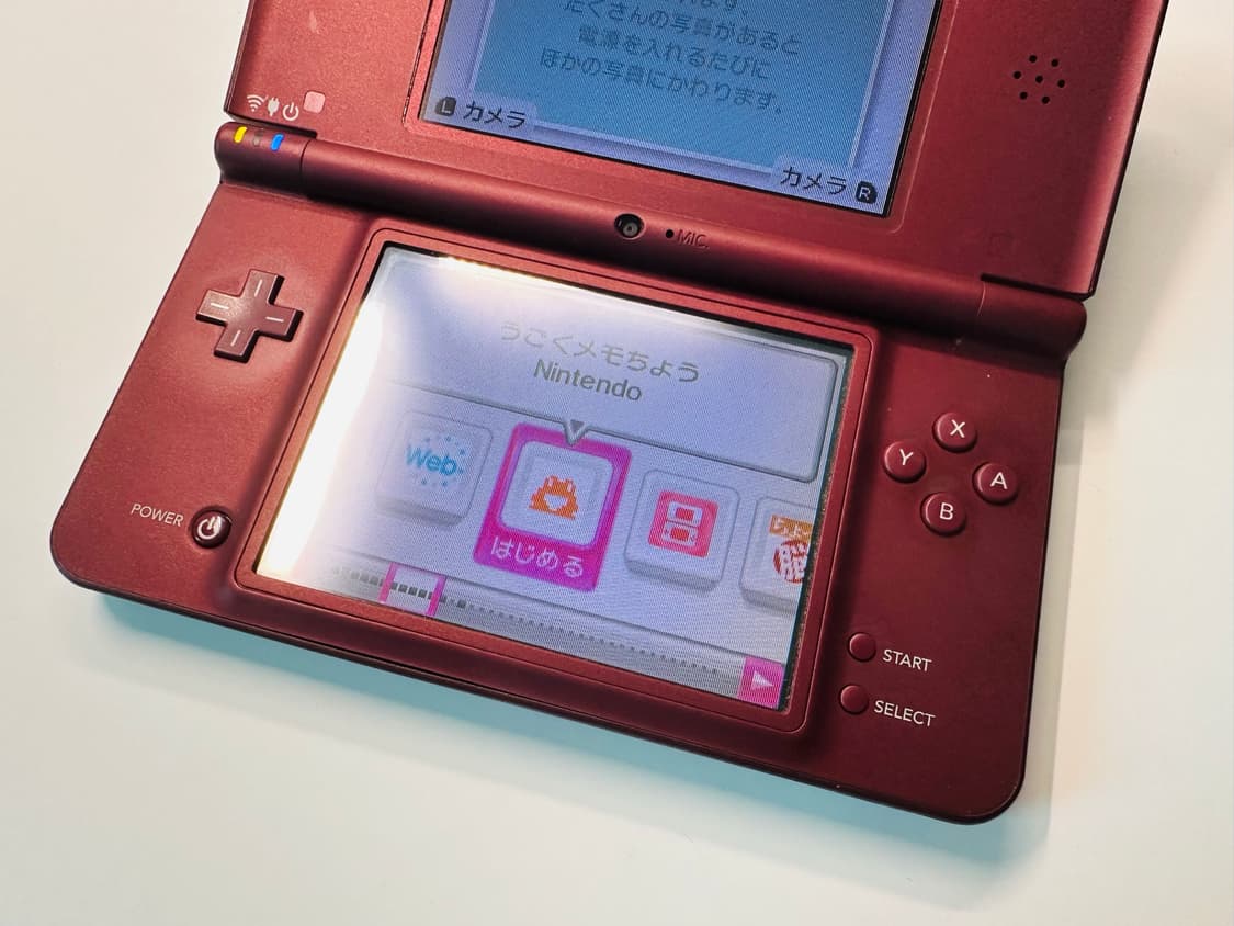 닌텐도 DSi LL 와인 레드 우고메모 내장 박스셋 판매 (DSL) 상품이미지10
