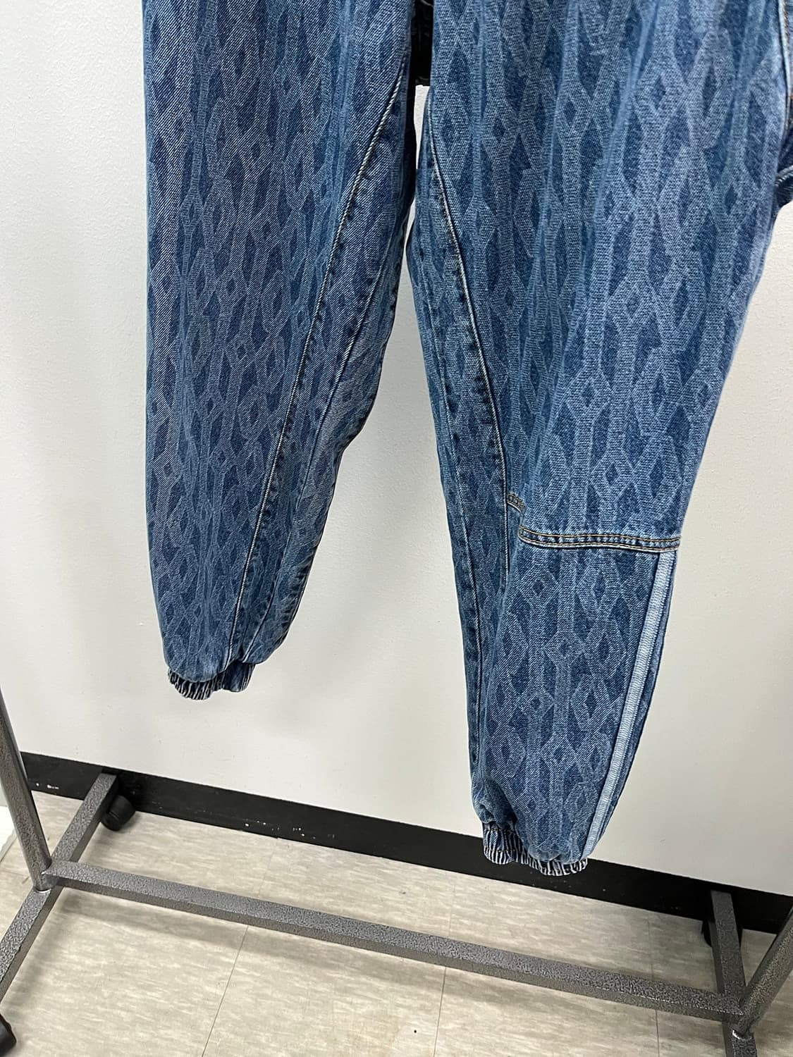 32) 아디다스 데님 조거팬츠  상품이미지2