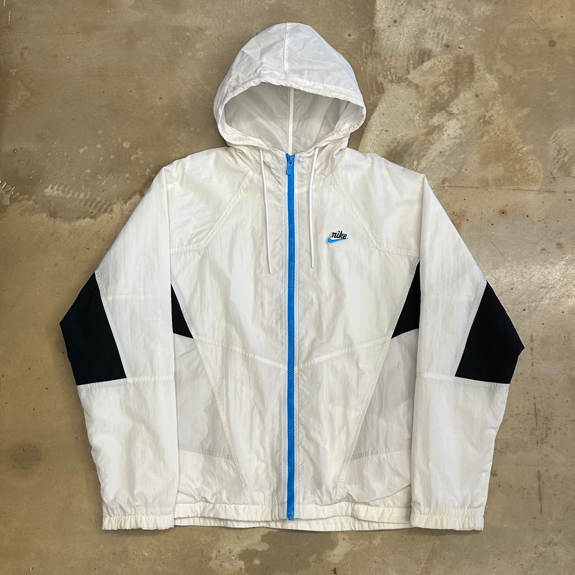 M 나이키 헤리티지 윈드러너 화이트 바람막이 상품이미지2