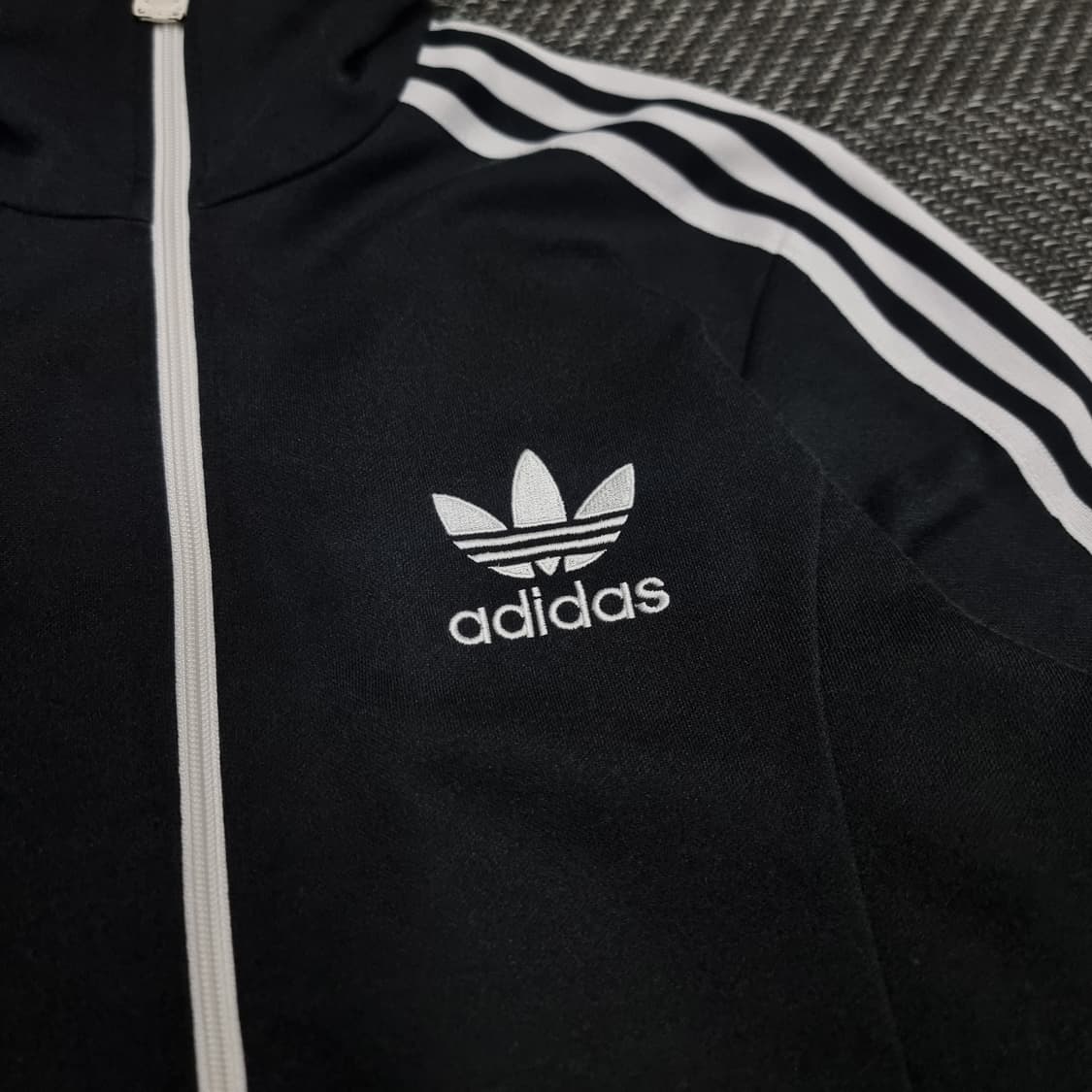 아디다스 유로파 져지 블랙 상품이미지3