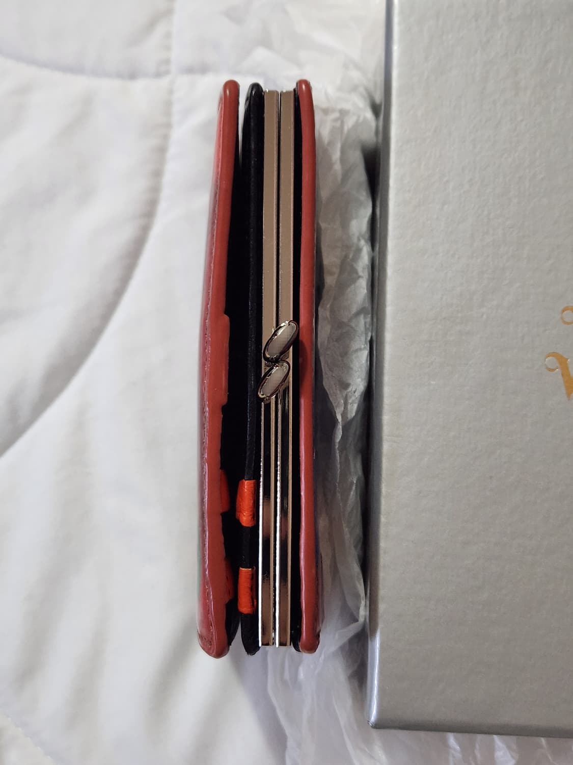 비비안웨스트우드 TREES SAVE LIVES 지갑 상품이미지7