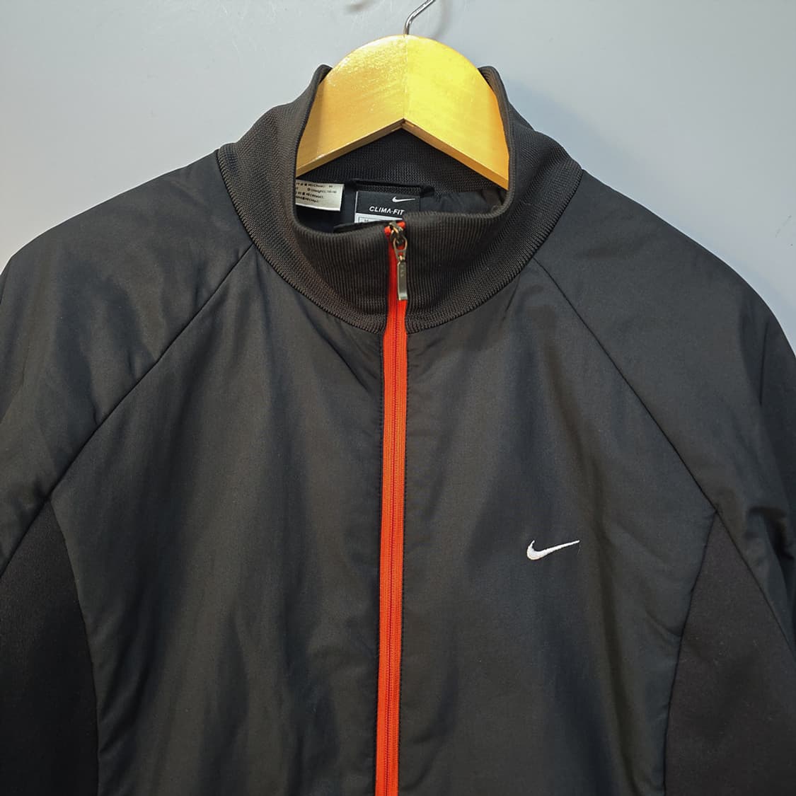 나이키(NIKE) 클라이마핏 트레이닝 집업 블랙레드 85 상품이미지3