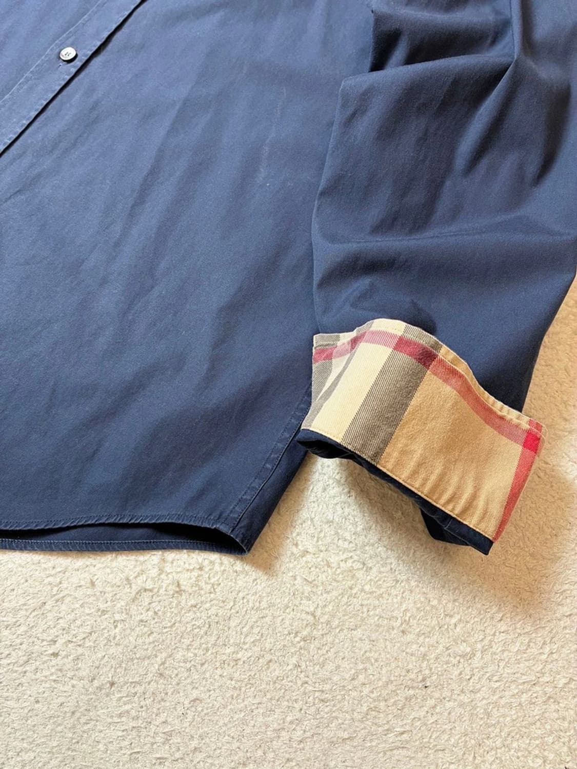 버버리 기마로고 안감 노바체크 솔리드 셔츠 PN7236 상품이미지6