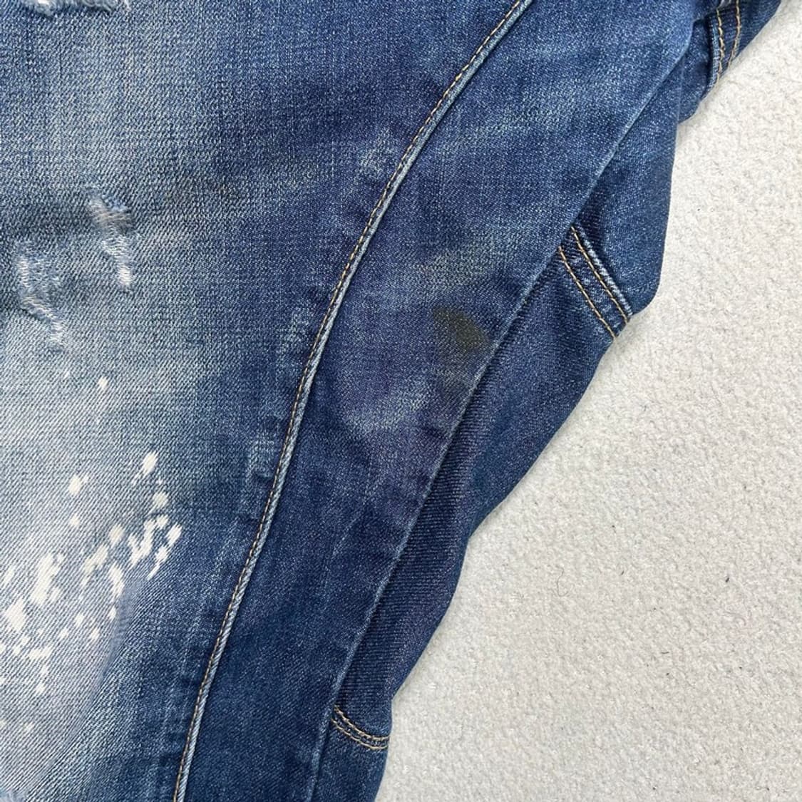 디스퀘어드2 페인팅 버튼플라이 데님팬츠 48 상품이미지8