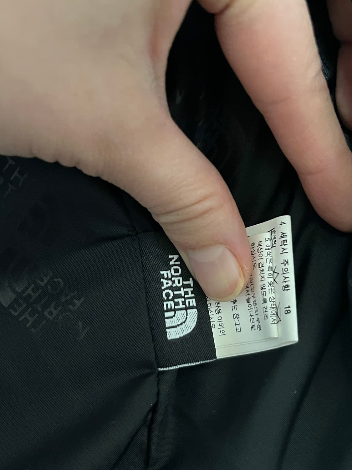 노스페이스 블랙 패딩  상품이미지10