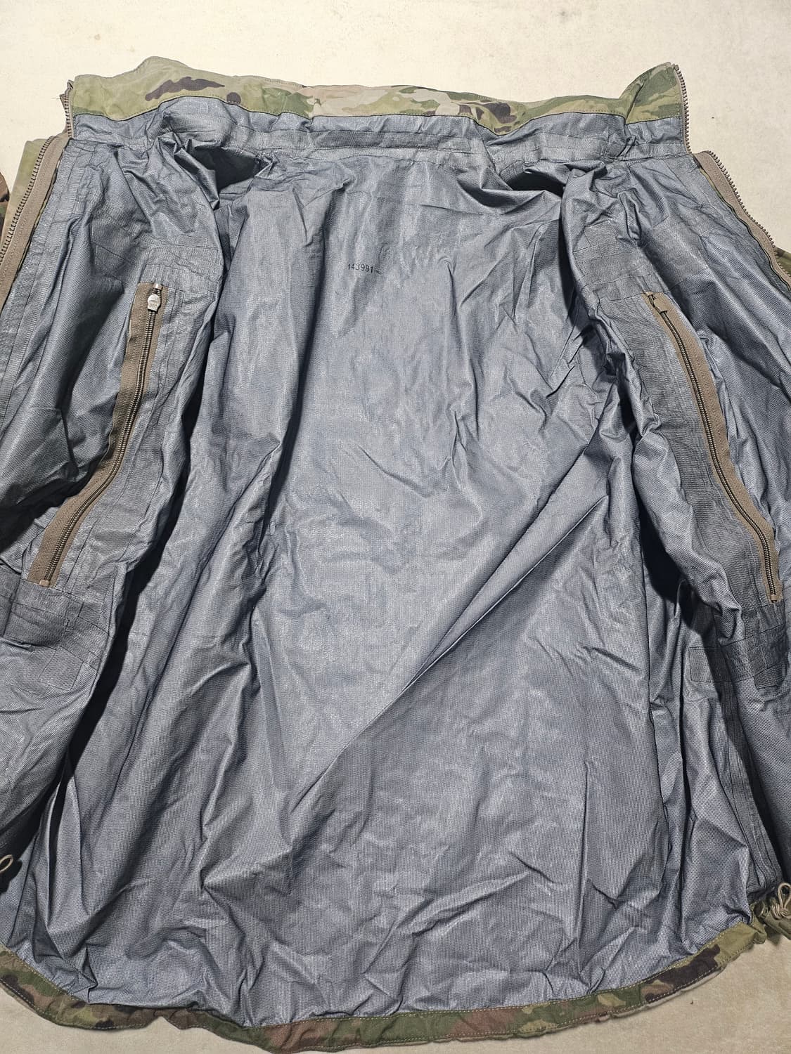 미군오리지날 젠3 멀티캠 고어텍스 신품LR 상품이미지4