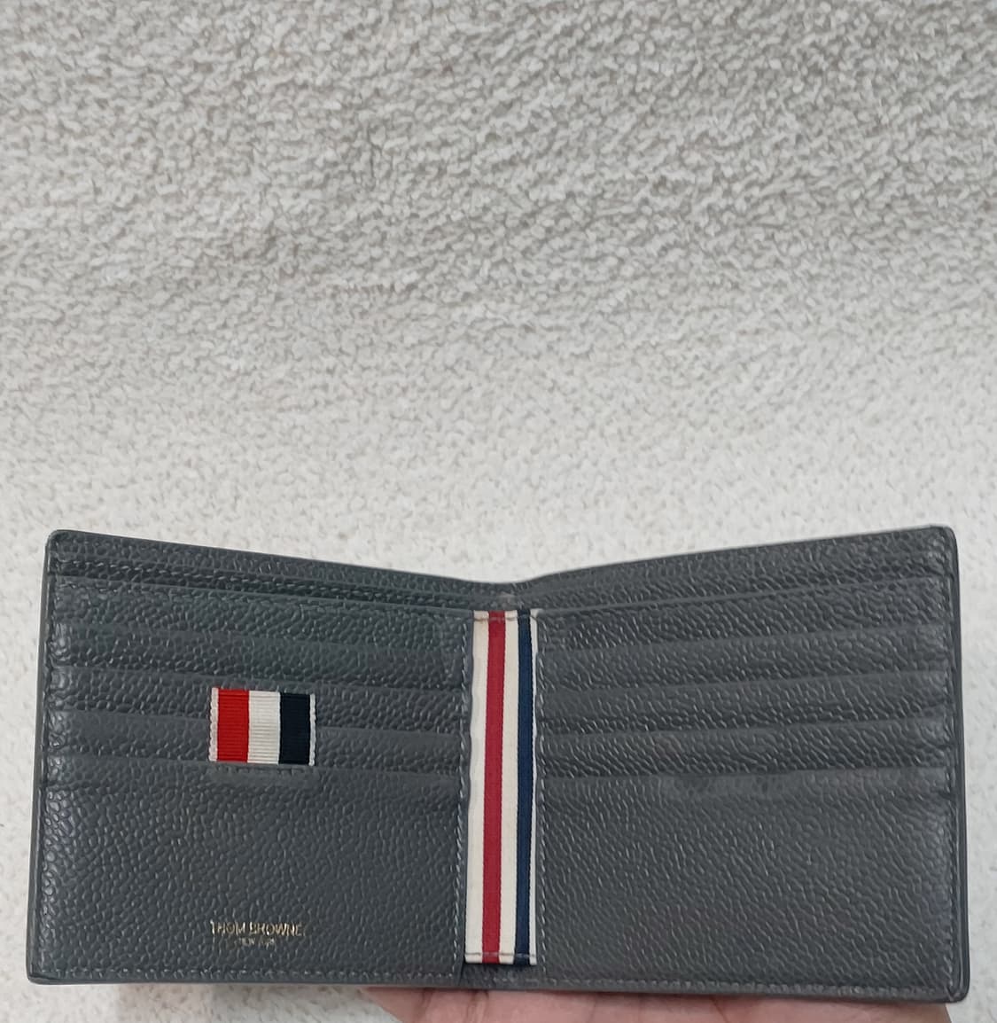 톰브라운 삼선 그레이 반지갑 상품이미지7