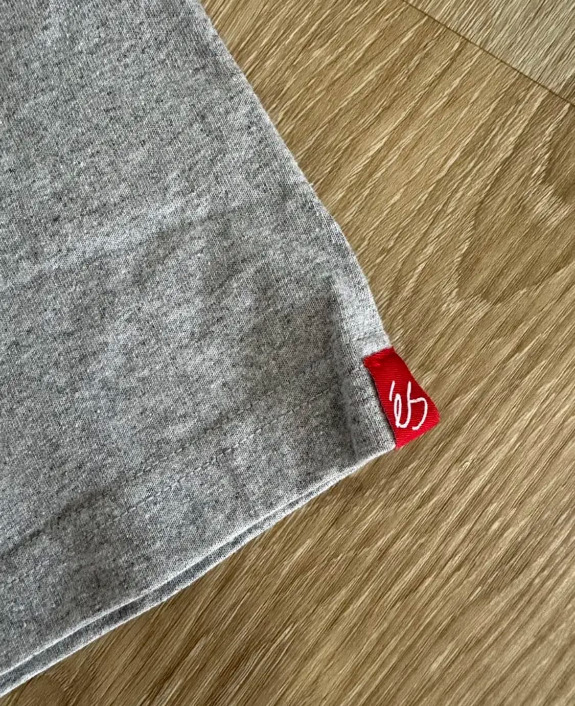 새제품 éS Skateboarding 티셔츠 상품이미지2