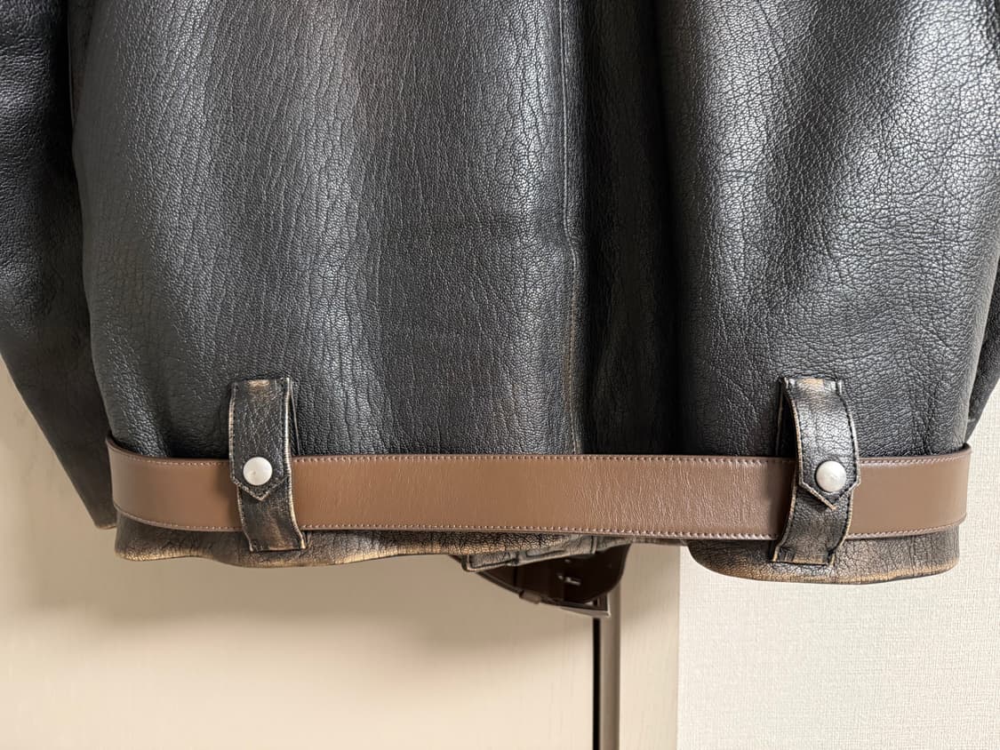 Prada 24fw 벨티드 레더 블루종 자켓 42  상품이미지3