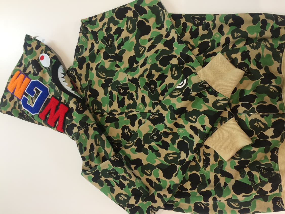 Bape 카모 샤크 후드집업 상품이미지2