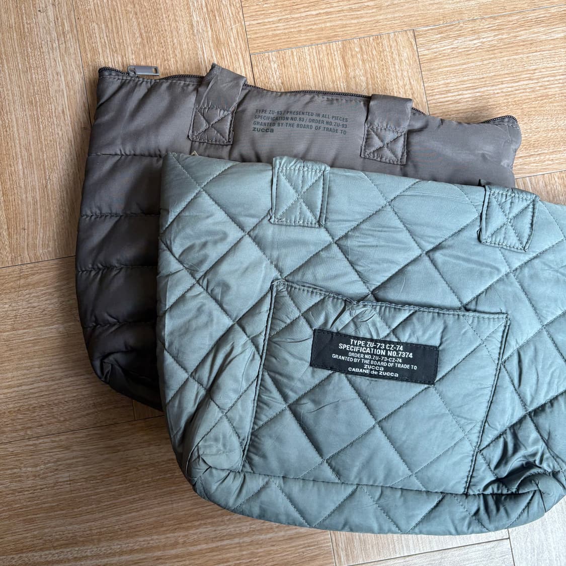 주카 다크브라운 퀼팅 패디드 토트백 상품이미지1