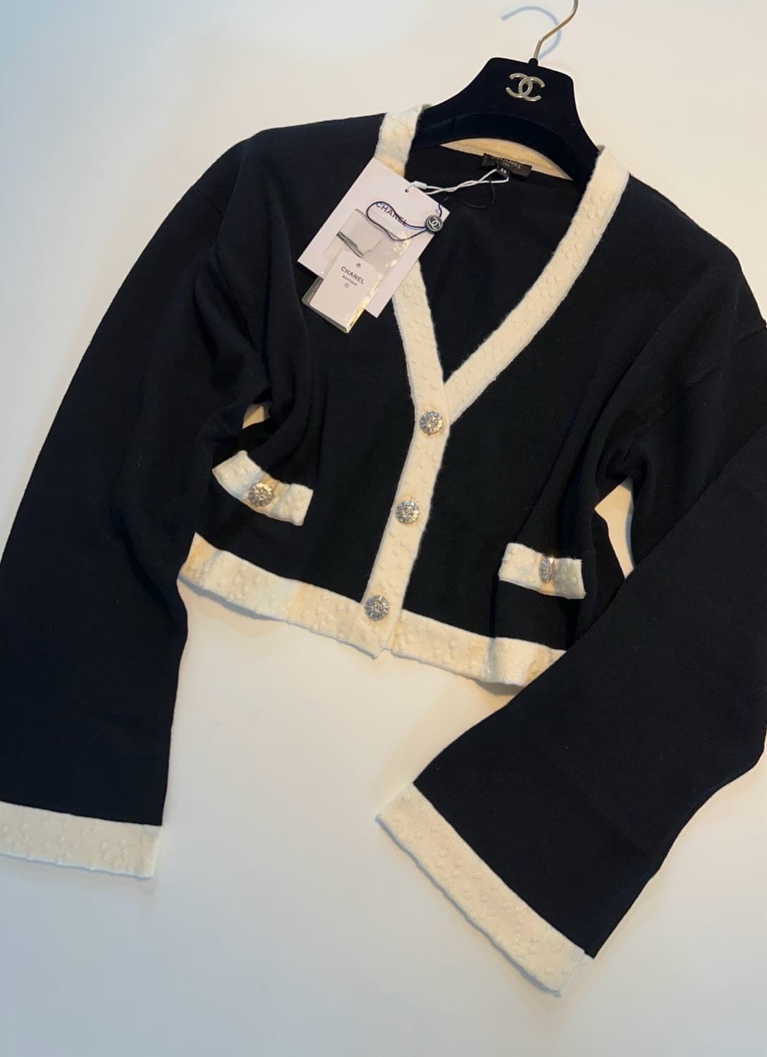 (새상품)샤넬 가디건 상품이미지3