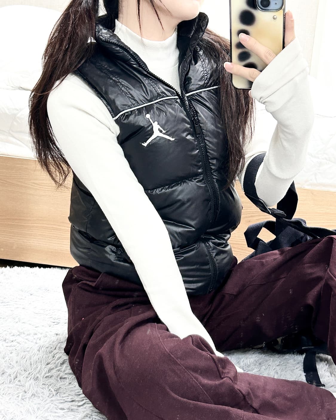 에어조던 자수로고 블랙 덕다운 패딩조끼 상품이미지1