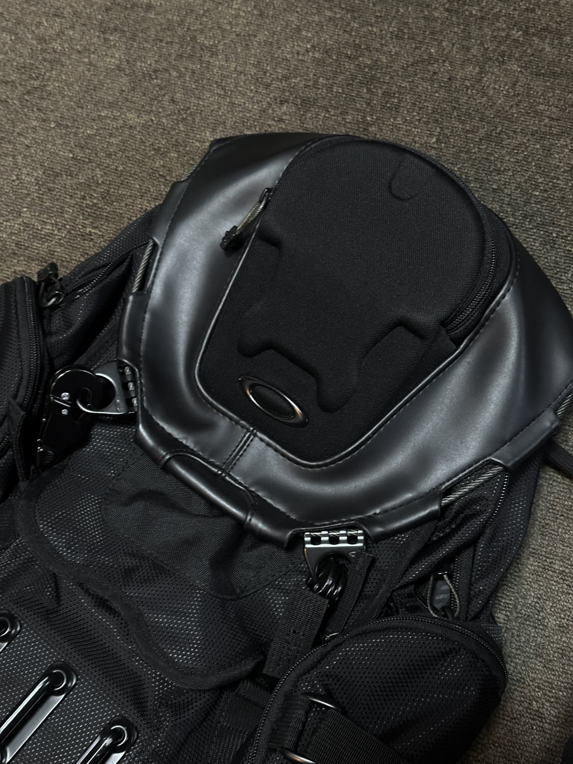 오클리 백팩 상품이미지3