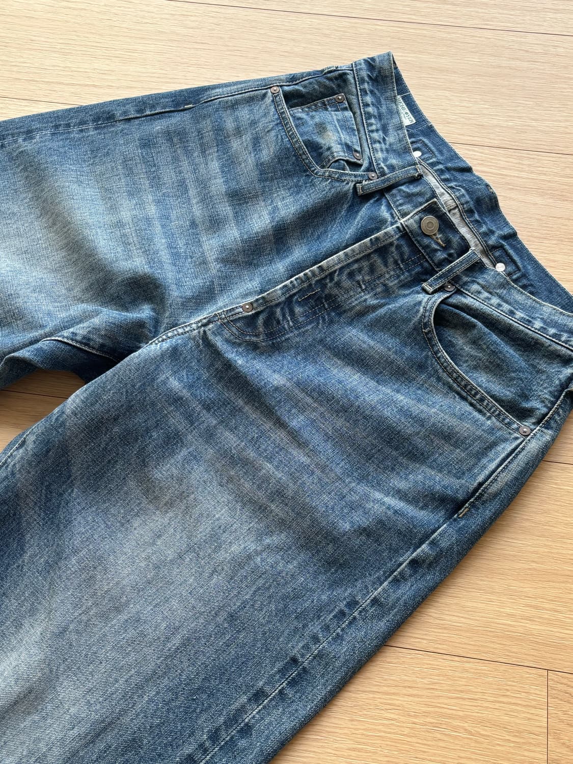 [30] 비헤비어 523L 셀비지 데님 워시드 블루 상품이미지5