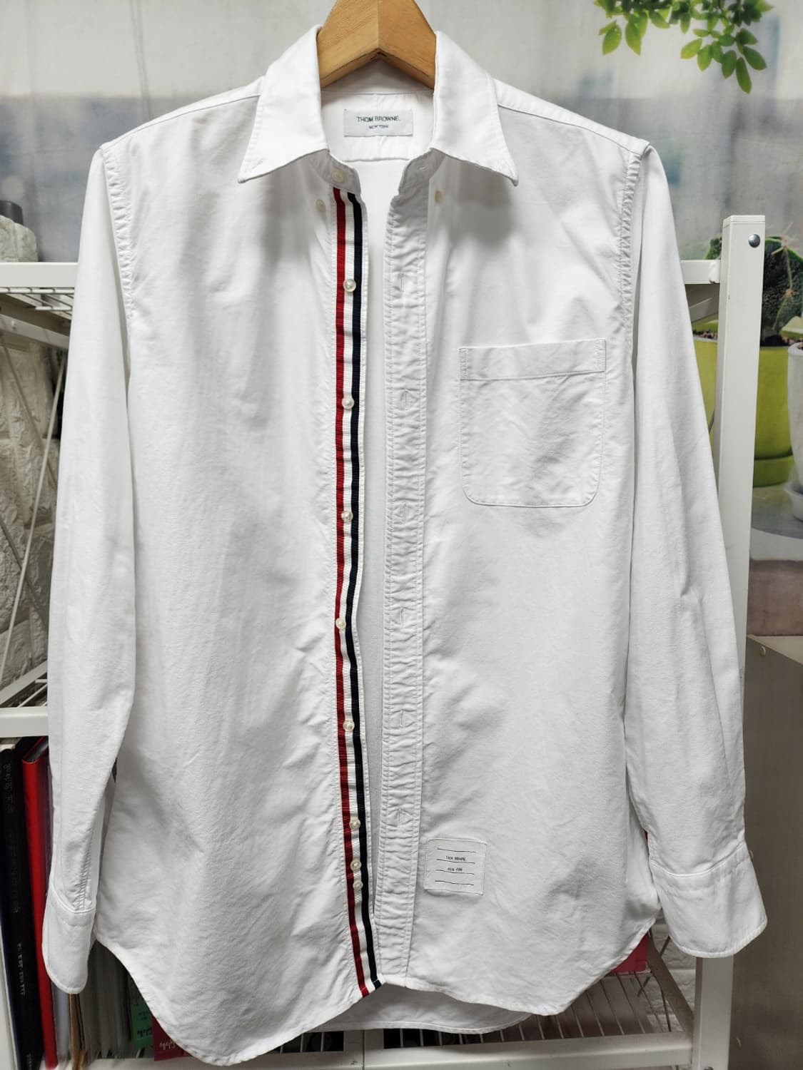 톰브라운 MWL010 히든 삼선셔츠 옥스포드 화이트 상품이미지1